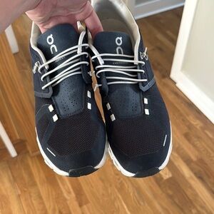 On Running Men's navy Running Shoes
